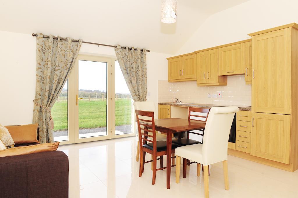 Гостьовий будинок Sheephouse Country Courtyard Donore  Номер фото